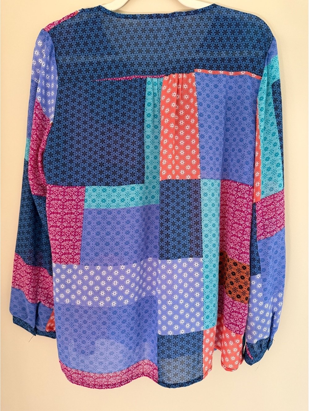 L boho patchwork inspired top - Picture 6 of 6